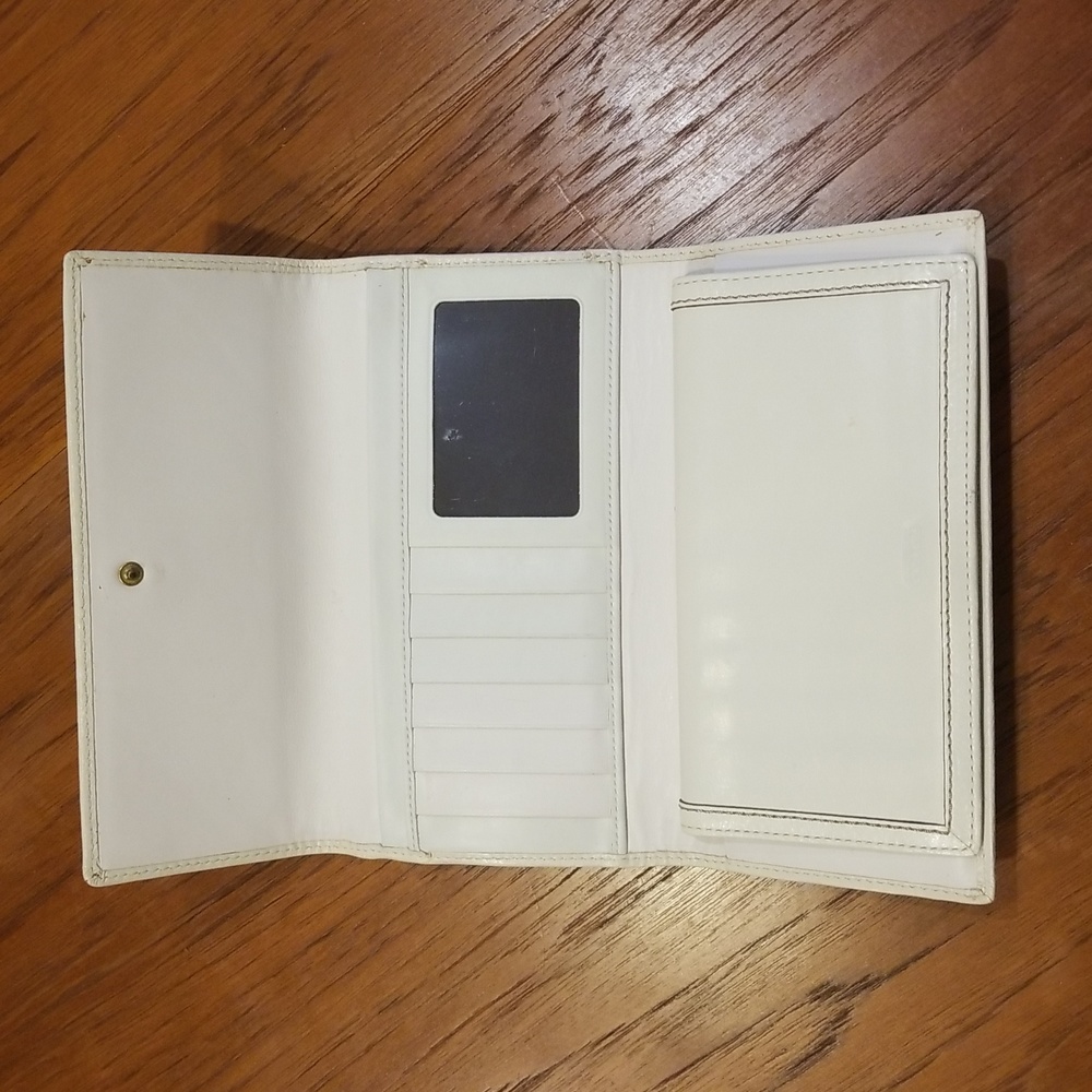 Coach Wallet - Picture 5 of 9